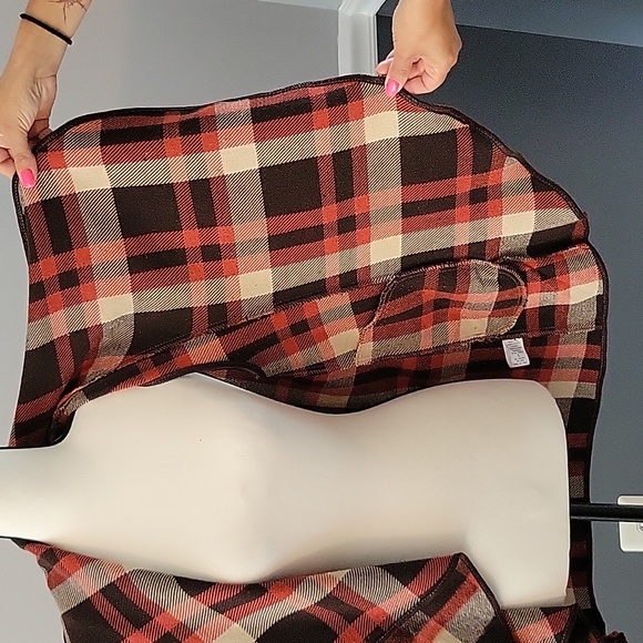 Fall Vest - Picture 4 of 4